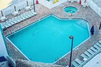 Discovery Beach Resort - Ocean View