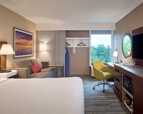 Hampton Inn Harrisburg-West Hotels in Cumberland County
