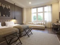 Quentin XL Potsdamer Platz Hotels near Soviet War Memorial