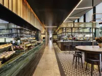 Novotel Auckland Airport - bar