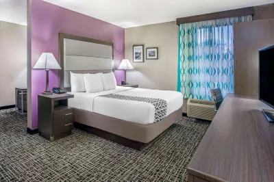 La Quinta Inn by Wyndham Radford のホテル