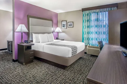 La Quinta Inn by Wyndham Radford Hotel di Pulaski County