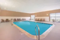 Hampton Inn Terre Haute - Pools