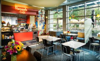 Staypineapple, Watertown Hotel, University District Seattle