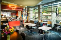 Staypineapple, Watertown Hotel, University District Seattle