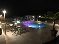 Pleasure Beach Hotel - Homestays