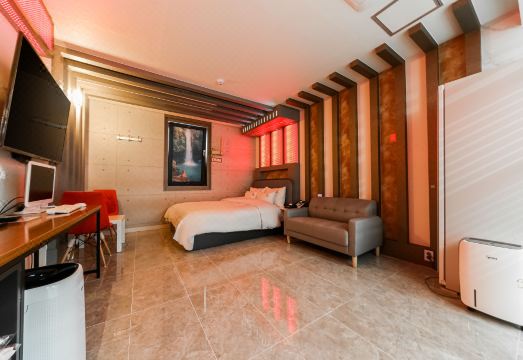 라우스데오호텔의 깔끔한 내부 객실 이미지