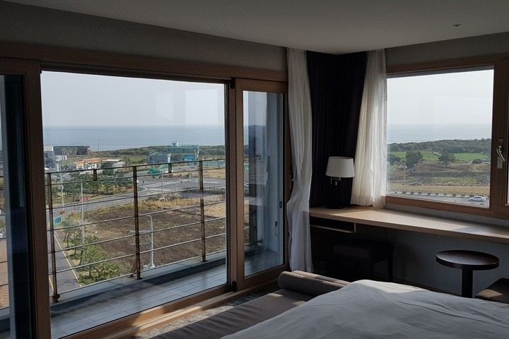 2. 더 베스트 제주..