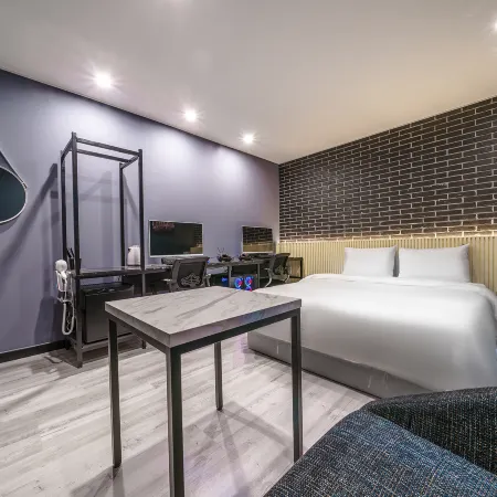 Suwon Jeongja Hotel Yeogiotae Отели рядом с достопримечательностью «Парк Мансок»