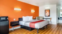 Motel 6 Brunswick, GA Hotels in Dock Junction
