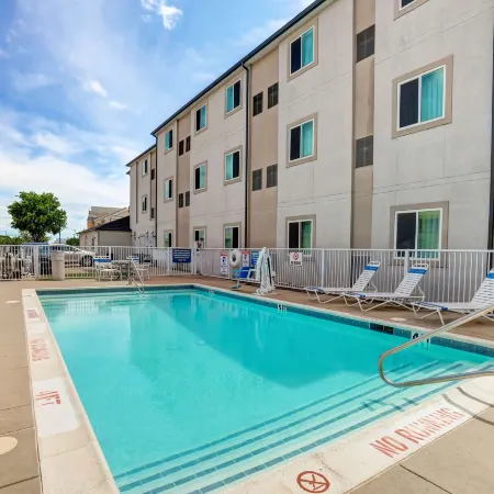 Motel 6 Weatherford, TX Отели в г. Вэзерфорд