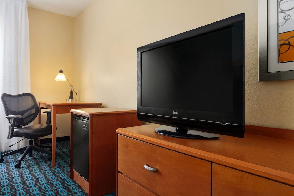 Fairfield Inn & Suites Omaha East/Council Bluffs, IA