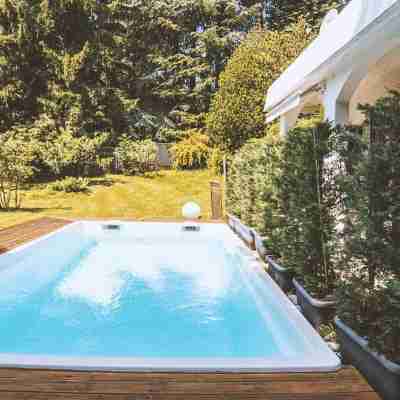 Villa Sofia Luxury Home Between Como and MIlano Hotel Exterior