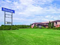 Travelodge by Wyndham Motel of St Cloud - 2-Star