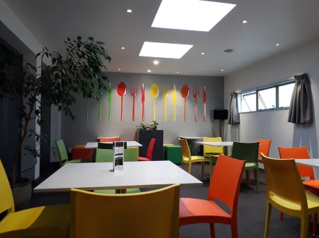 YHA Nelson by Accents