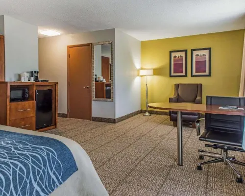 Quality Inn Belle Vernon Hotels in Rostraver