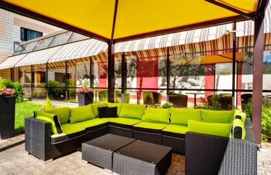 赫爾辛基萬塔機場假日酒店