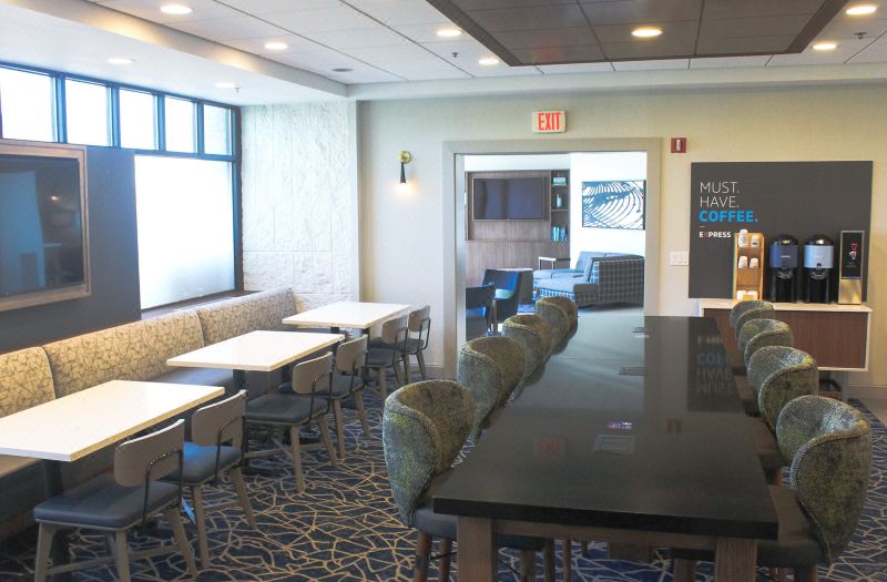 Holiday Inn Express & Suites Boston - Cambridge by IHG photo 3