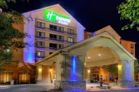Holiday Inn Express & Suites Albuquerque Midtown