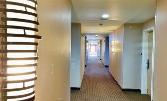 Red Carpet Inn and Suites Monmouth Junction