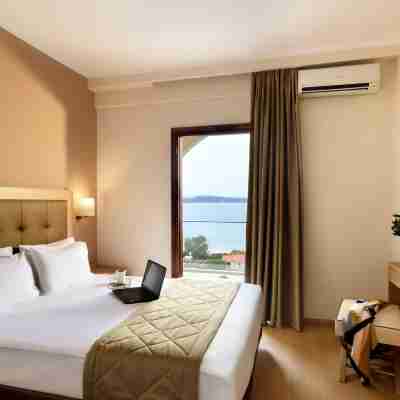 Akrathos Beach Hotel Rooms