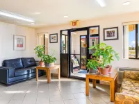 Econo Lodge Hotels in Huron County