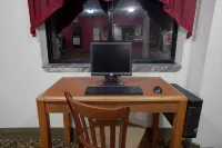 Super 8 by Wyndham Crystal Lake Hotels in McHenry