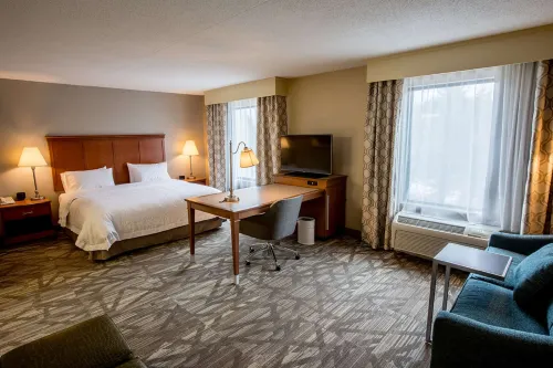 Hampton Inn & Suites Tilton - Pet friendly