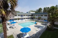 Hi - Wheel Flats - Pools