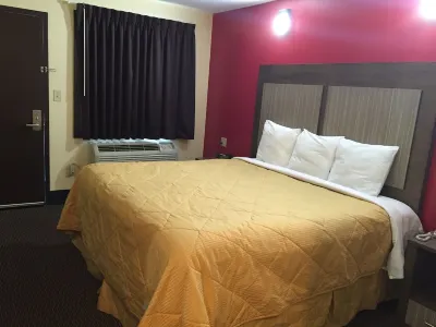 Brick Motor Inn Hotels in Lakewood