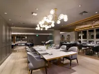 Mercure Surabaya Manyar Hotels in Mulyorejo