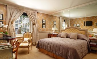 Summer Lodge Country House Hotel