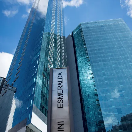 Top Rentals Downtown Отели рядом с достопримечательностью «Театр «Колон»»