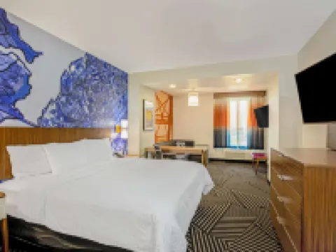 La Quinta Inn & Suites by Wyndham Waco Downtown - Baylor Hotel di Waco