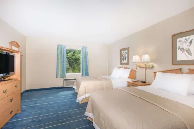 Days Inn & Suites by Wyndham Bridgeport - Clarksburg Hoteles en Bridgeport