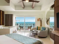 Hyatt Vivid Playa Del Carmen Hotels in Solidaridad