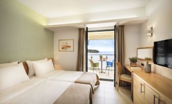 Maistra Select Petalon Resort - Housity