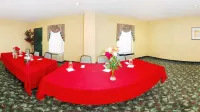 Quality Inn & Suites Hotels in Wilson