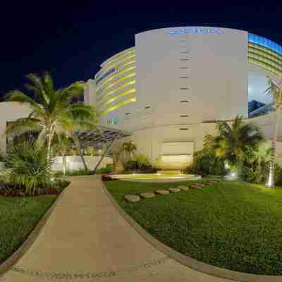 Live Aqua Beach Resort Cancun Hotel Exterior