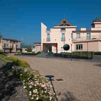 L' Araba Fenice Hotel & Resort Hotel Exterior