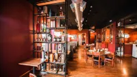 voco THE TIGER HOTEL, COLUMBIA, MO by IHG - Barer