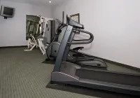Comfort Suites - Gym