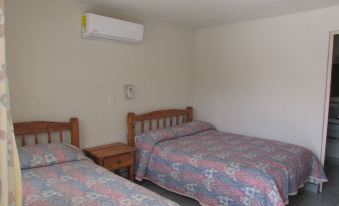 Hotel Los Pinos - Housity
