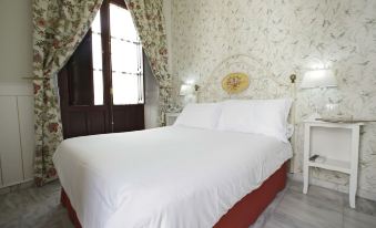 Basic Hotel Puerta de Sevilla