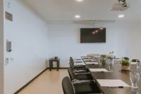 橙色套房旅行者飯店