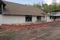 AmeriVu Inn & Suites - St Croix Falls