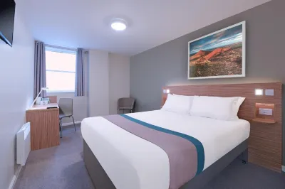 Travelodge Gatwick Airport Central Hotellit kohteessa 