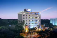 Sheraton Asuncion Hotel Hoteles cerca de Shopping del Sol