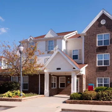 MainStay Suites Middleburg Heights Cleveland Airport