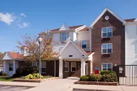 MainStay Suites Middleburg Heights Cleveland Airport Hotels in Strongsville
